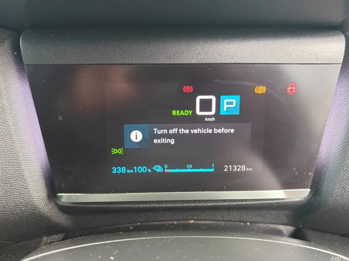 Citroen e-C4 Hatchback, Electric, 2025, Blue