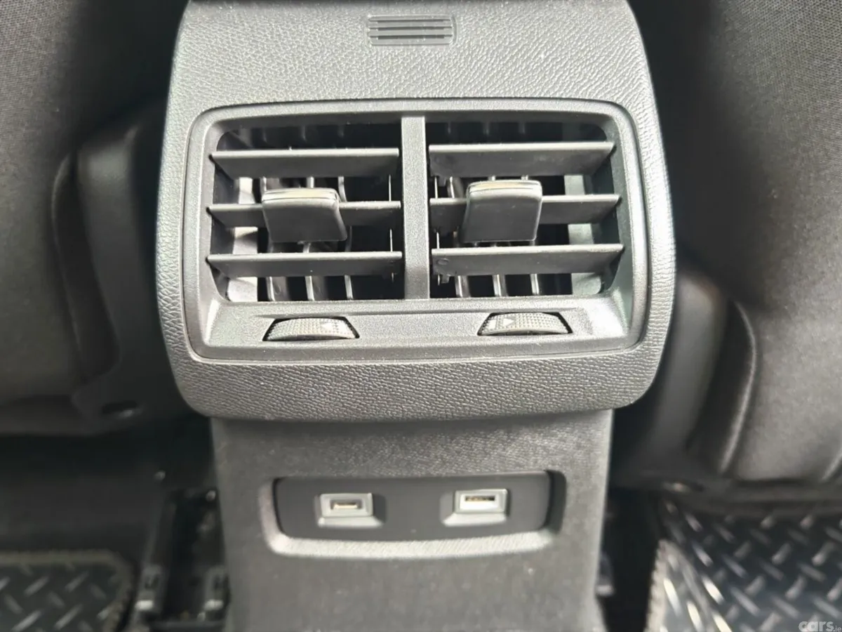 Citroen e-C4 Hatchback, Electric, 2025, Blue