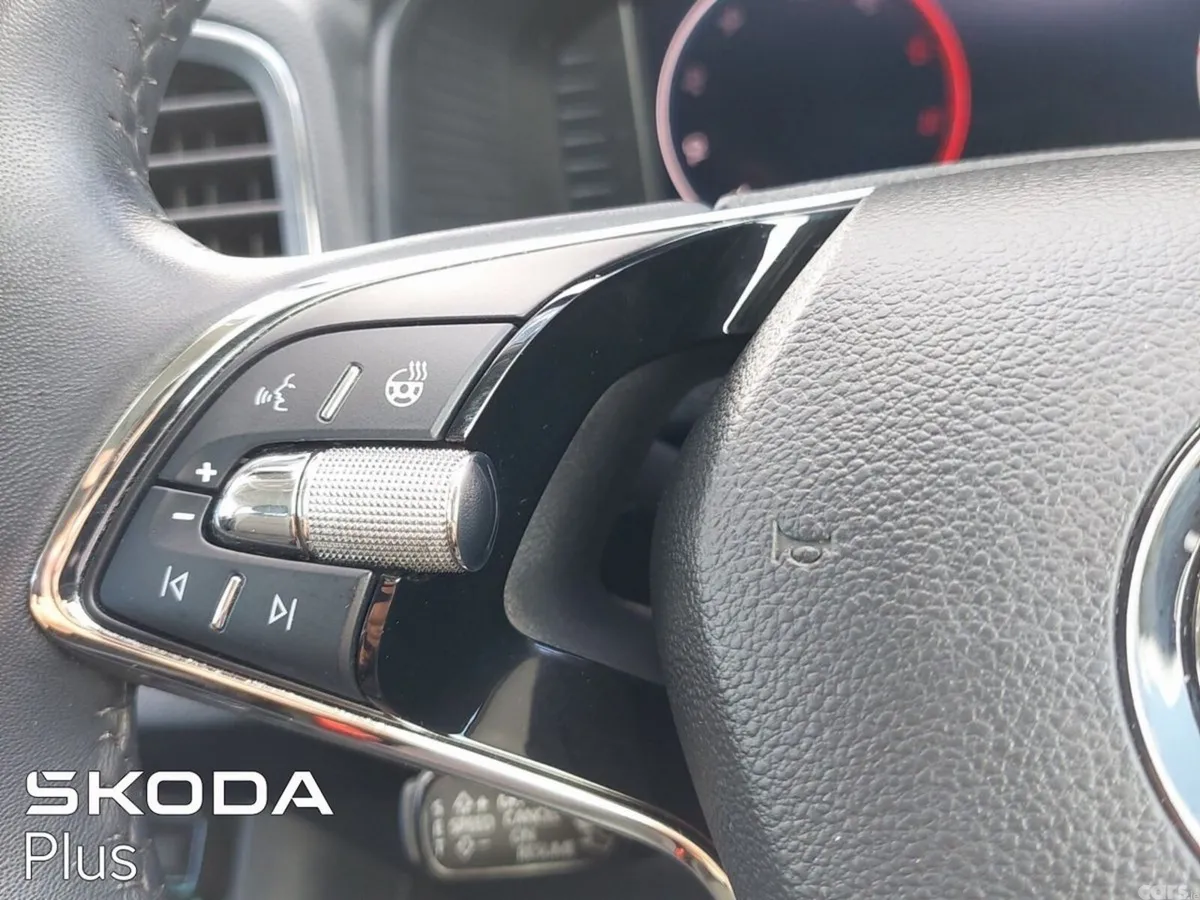Skoda Karoq SUV, Diesel, 2024, Grey