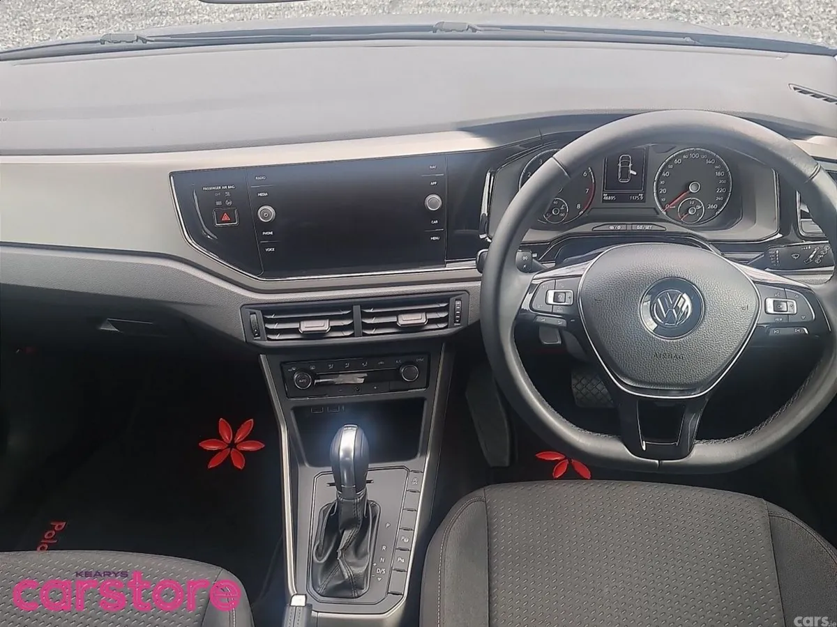 Volkswagen Polo Hatchback, Petrol, 2018, Blue