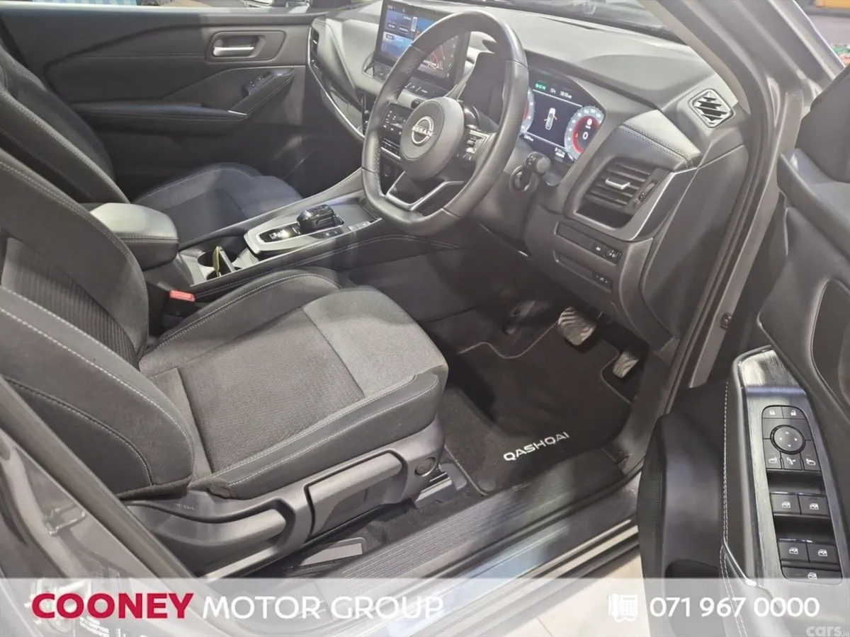 Nissan Qashqai MPV, Petrol Hybrid, 2023, Grey