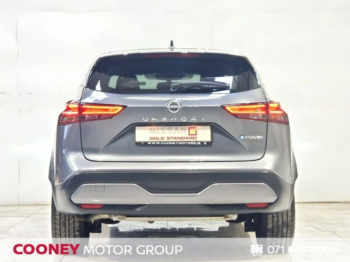 Nissan Qashqai MPV, Petrol Hybrid, 2023, Grey