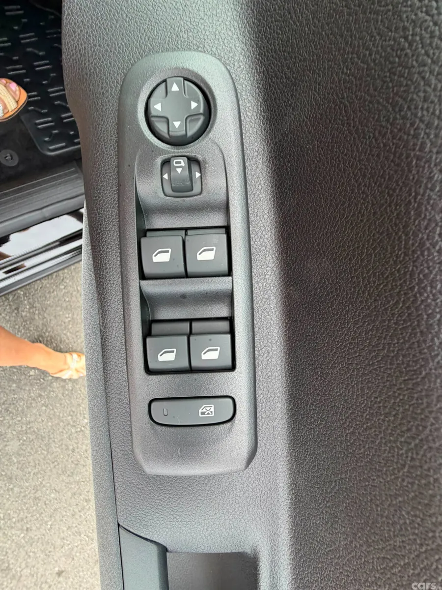 Peugeot Rifter MPV, Diesel, 2026, Black