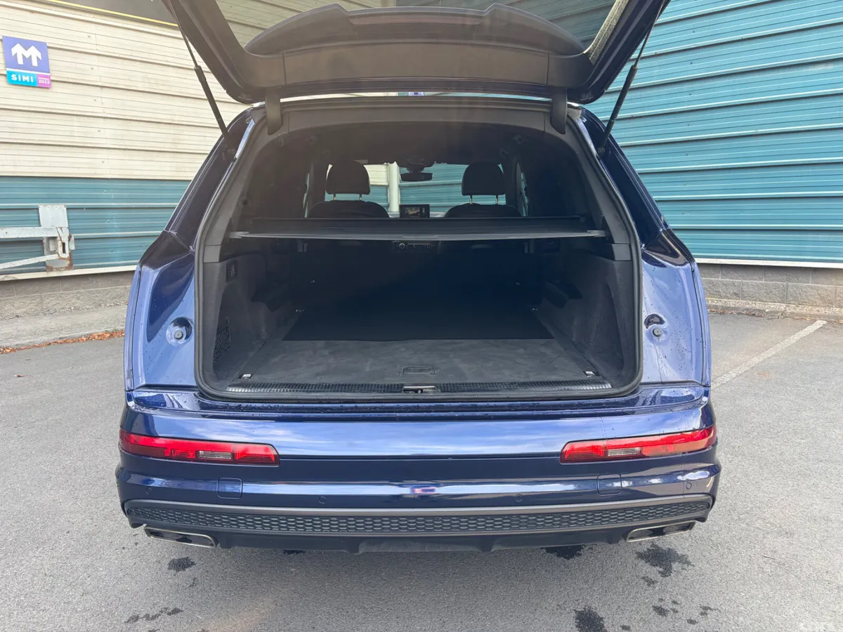 Audi Q7 SUV, Diesel, 2019, Blue
