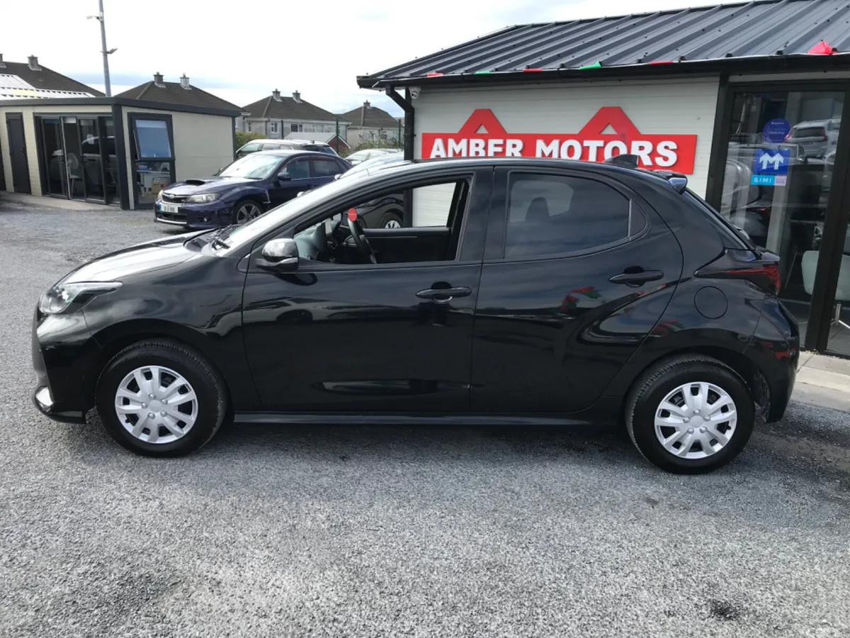 Toyota Yaris Hatchback, Petrol, 2021, Black