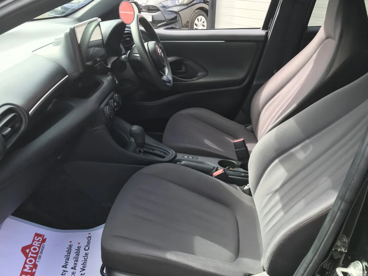 Toyota Yaris Hatchback, Petrol, 2021, Black