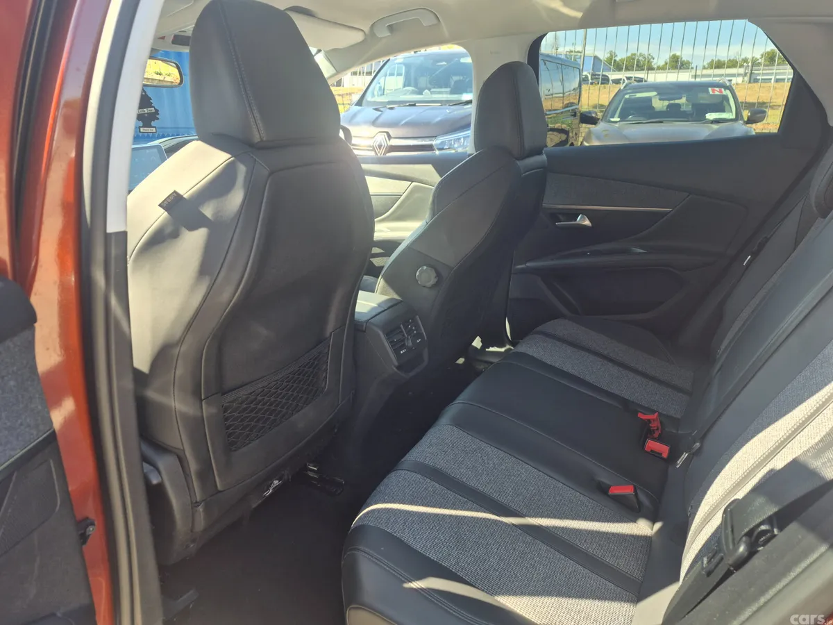 Peugeot 3008 MPV, Diesel, 2018, Bronze