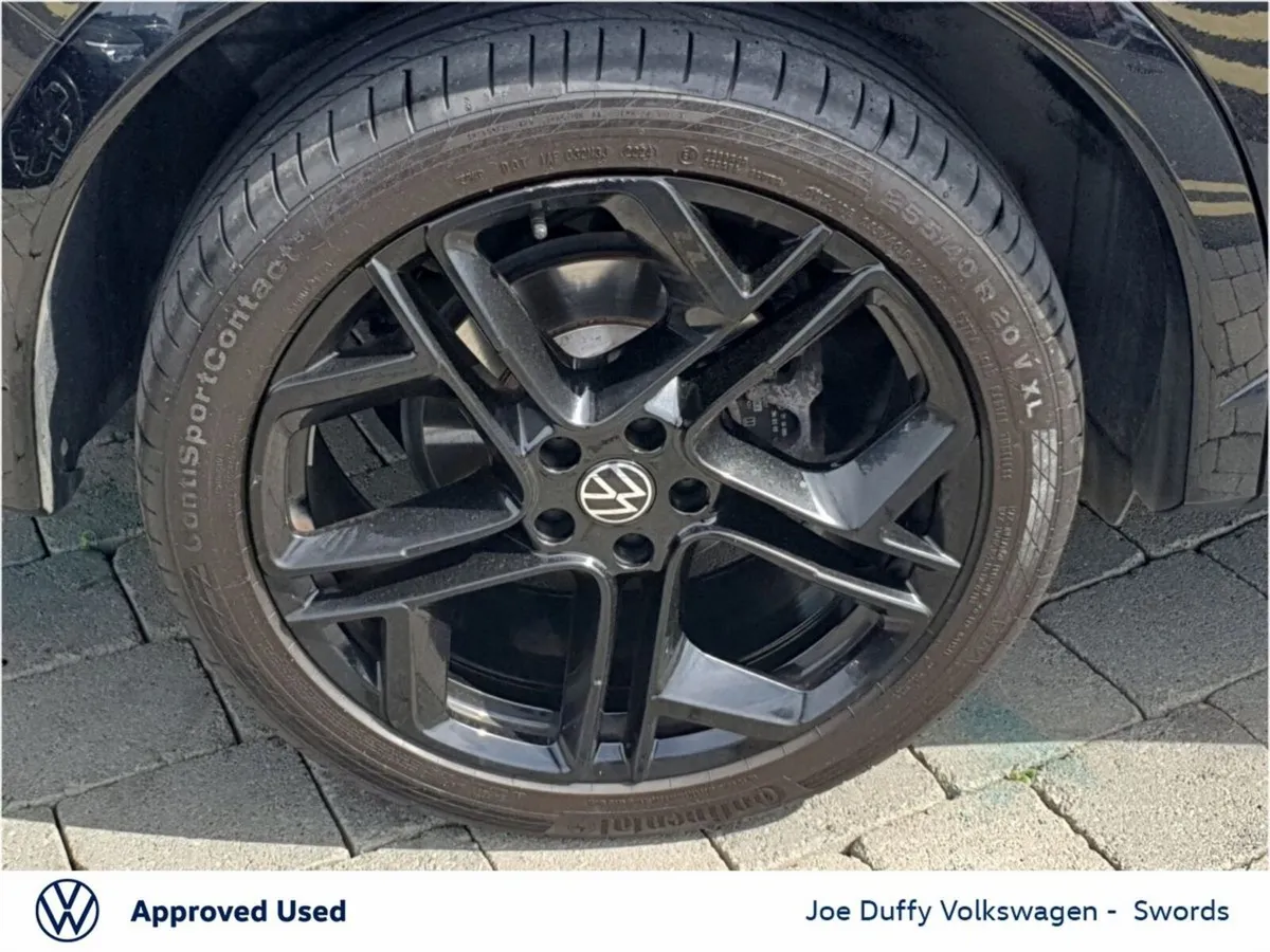Volkswagen Tiguan SUV, Petrol Plug-in Hybrid, 2024, Black