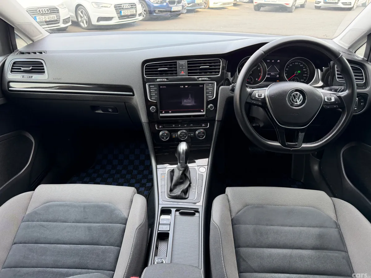 Volkswagen Golf Hatchback, Petrol, 2015, White