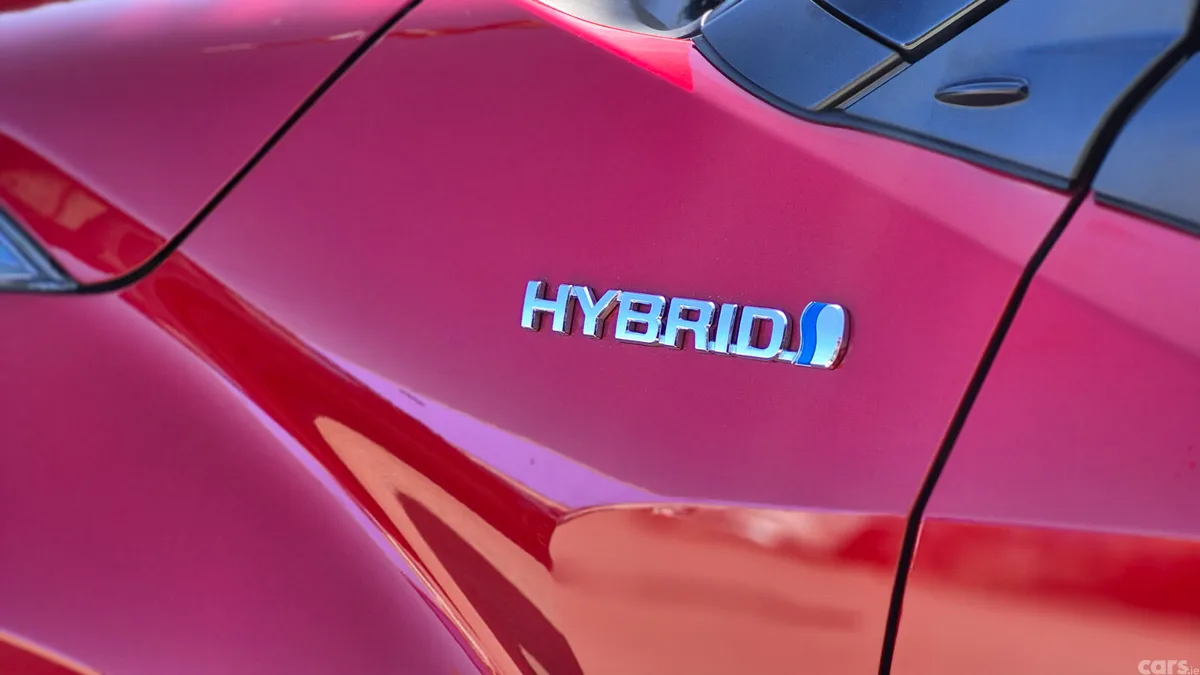 Toyota C-HR Hatchback, Petrol Hybrid, 2022, Red