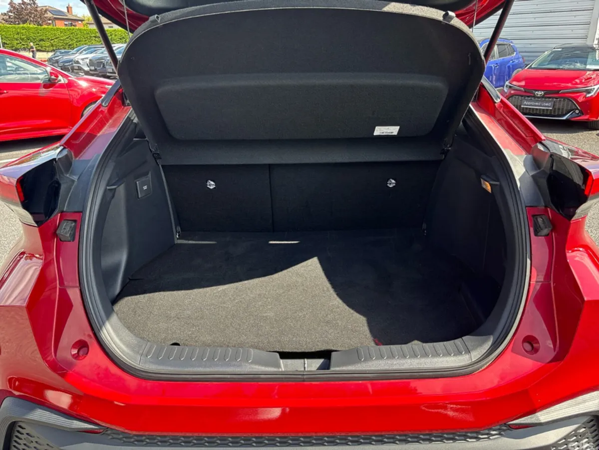 Toyota C-HR Hatchback, Petrol Plug-in Hybrid, 2024, Red
