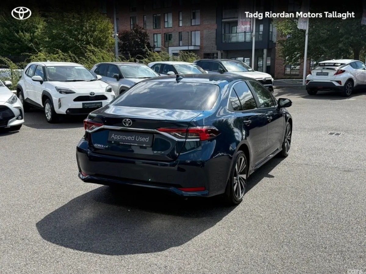 Toyota Corolla Saloon, Petrol Hybrid, 2026, Blue