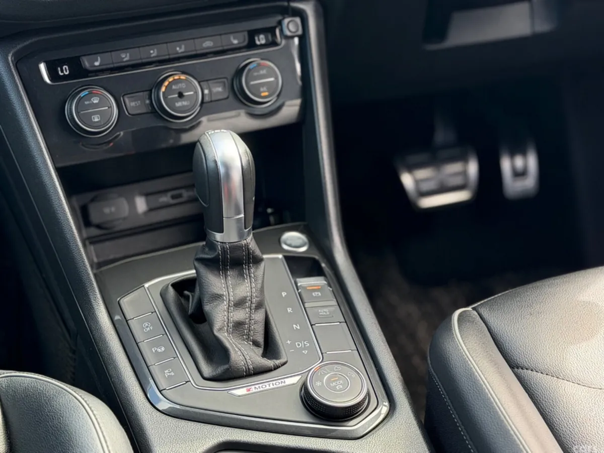 Volkswagen Tiguan SUV, Diesel, 2018, Black
