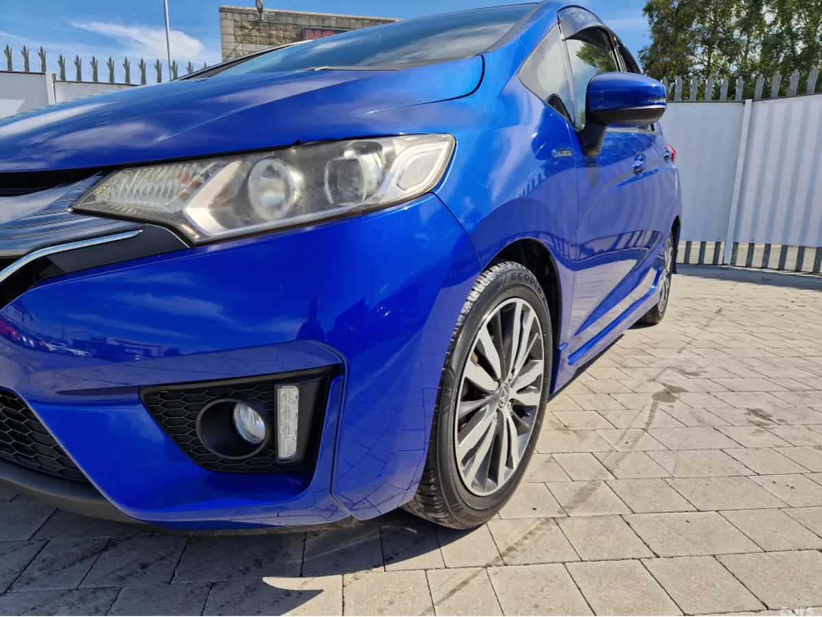 Honda Fit Hatchback, Petrol Hybrid, 2013, Blue