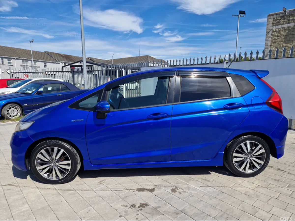 Honda Fit Hatchback, Petrol Hybrid, 2013, Blue