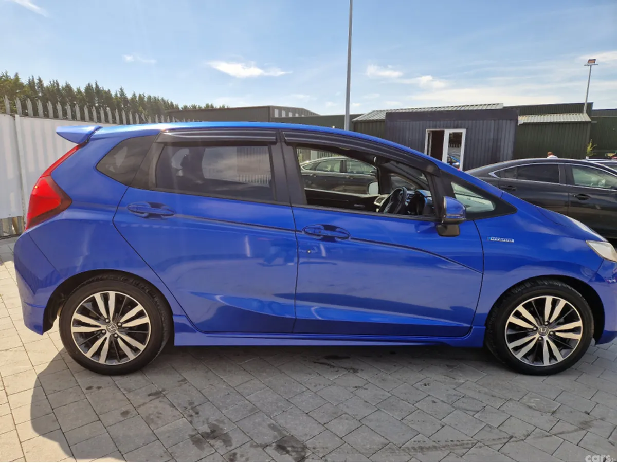 Honda Fit Hatchback, Petrol Hybrid, 2013, Blue