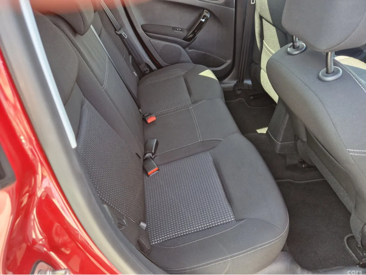 Peugeot 208 Hatchback, Petrol, 2018, Red