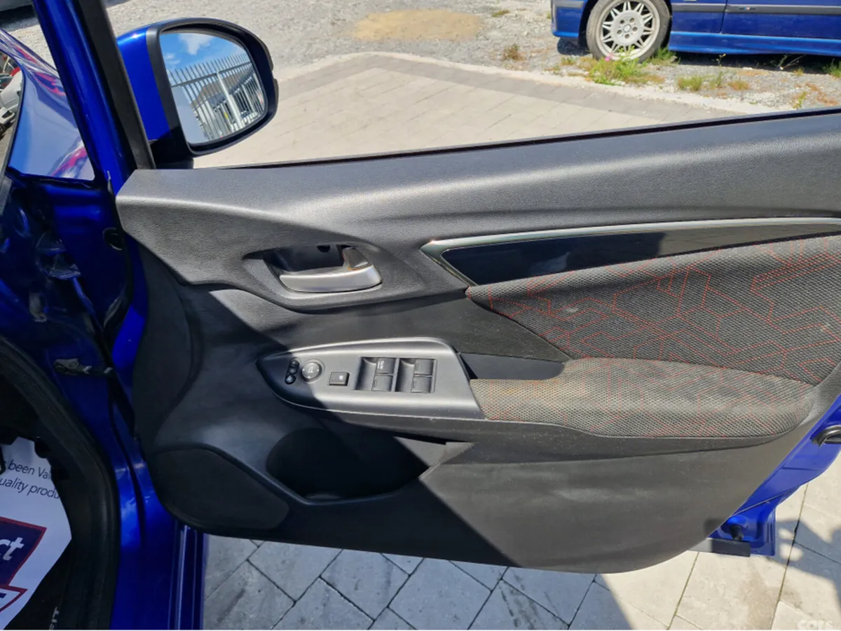 Honda Fit Hatchback, Petrol Hybrid, 2013, Blue