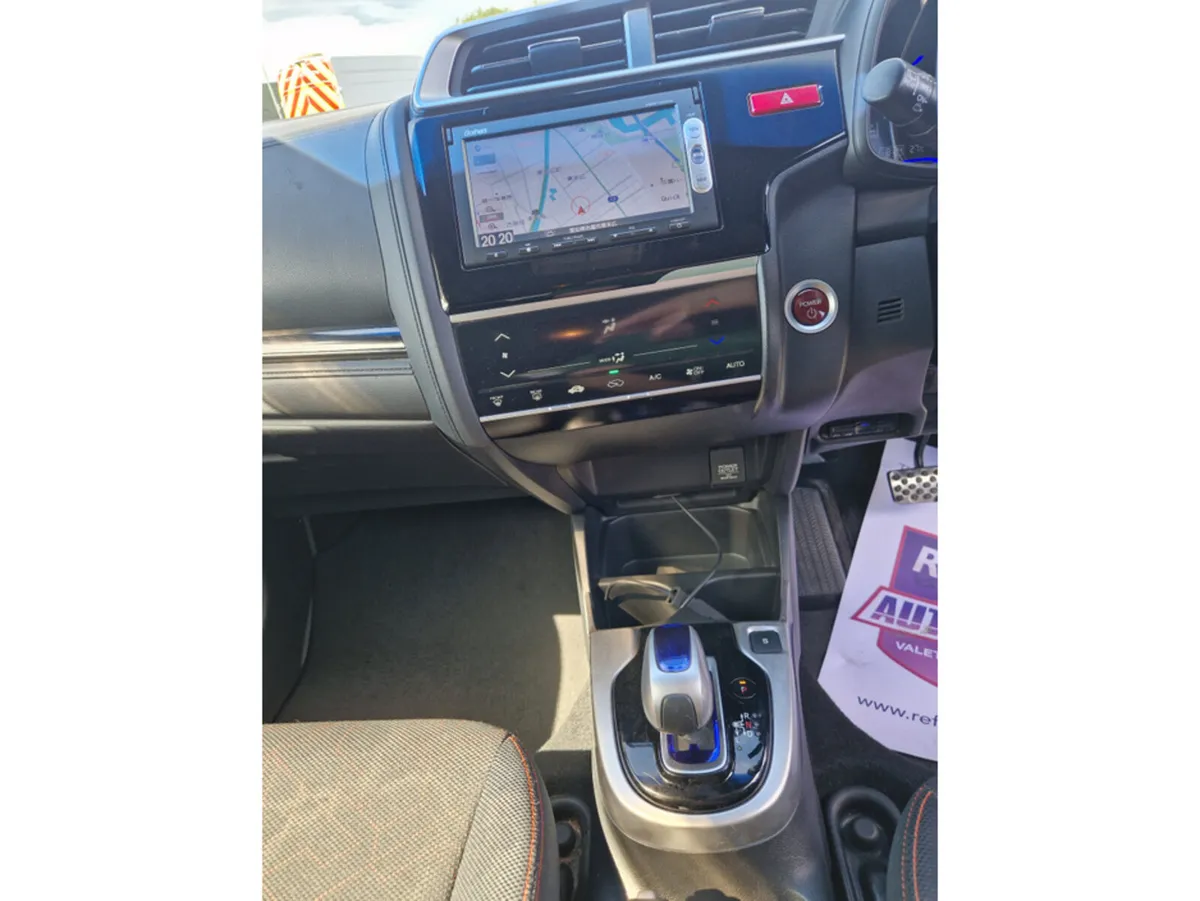 Honda Fit Hatchback, Petrol Hybrid, 2013, Blue