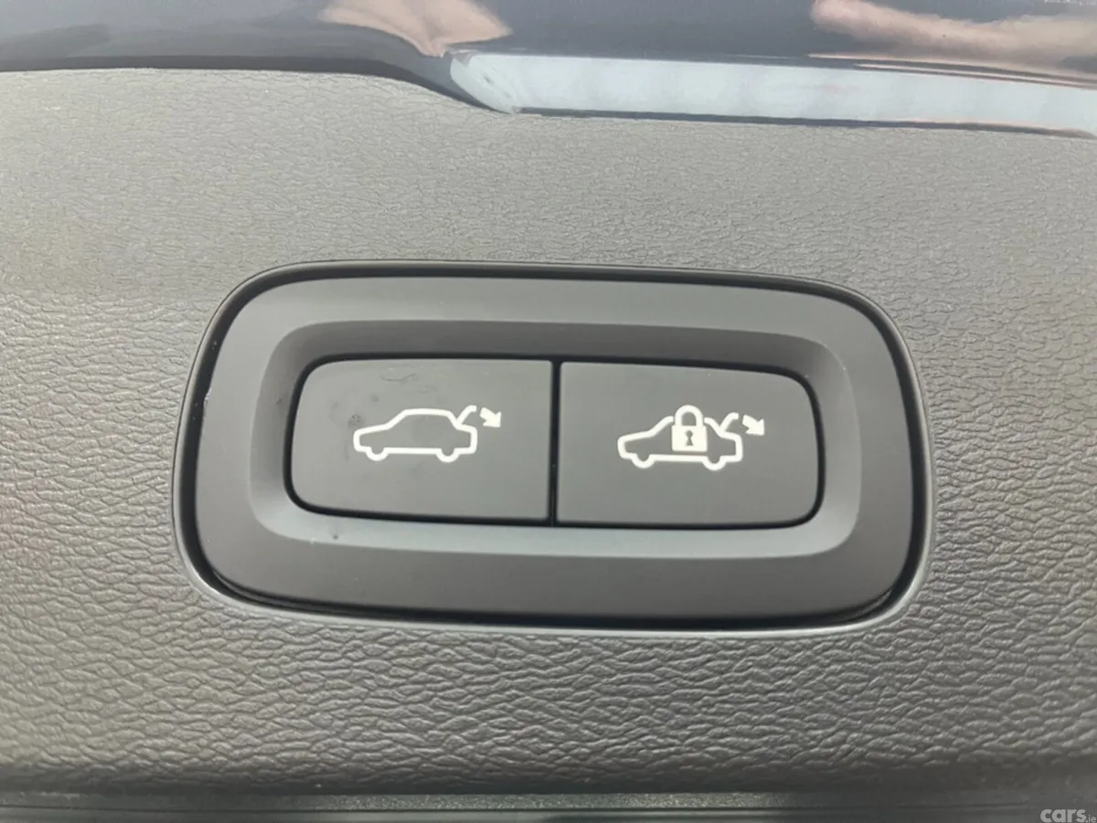 Volvo V60 Estate, Petrol Plug-in Hybrid, 2024, Grey
