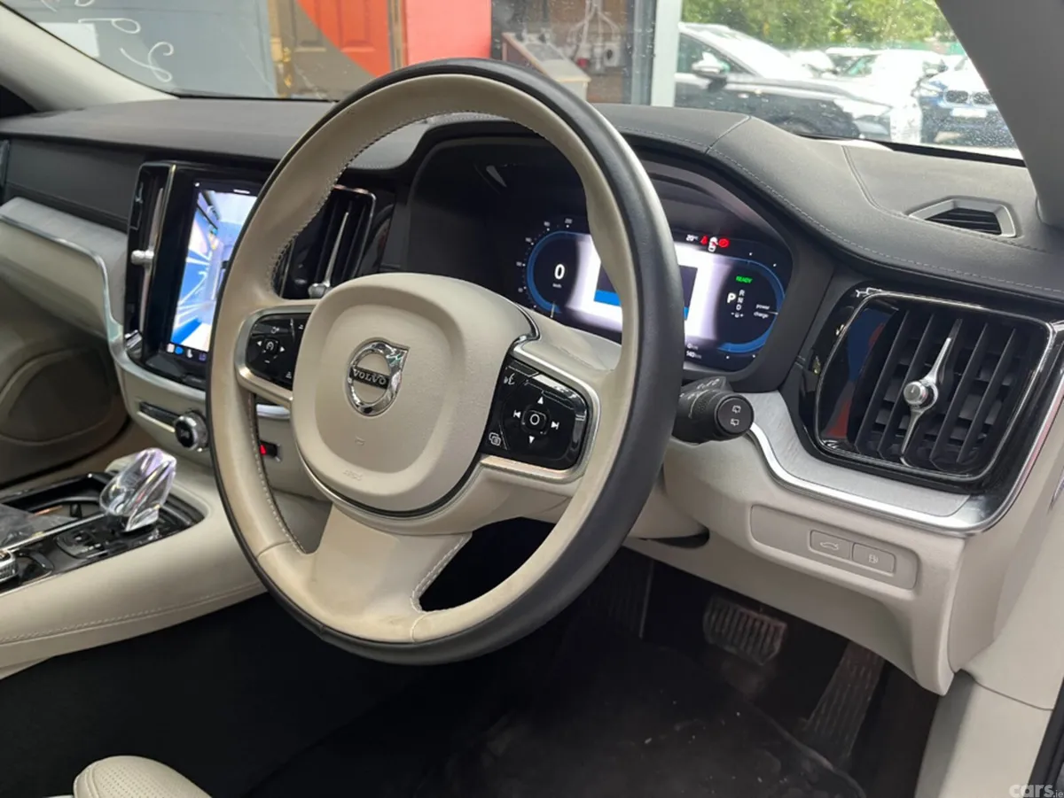 Volvo V60 Estate, Petrol Plug-in Hybrid, 2024, Grey