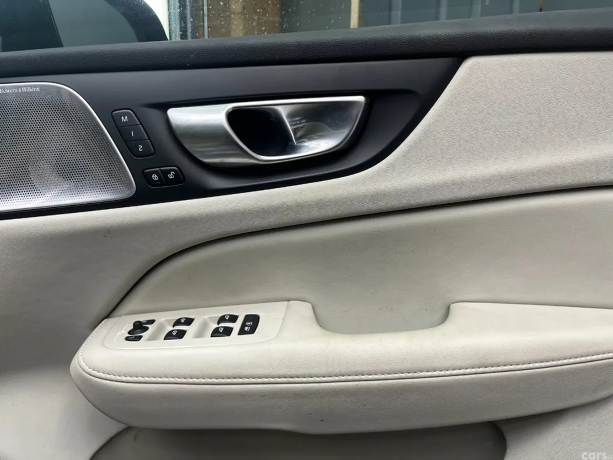 Volvo V60 Estate, Petrol Plug-in Hybrid, 2024, Grey