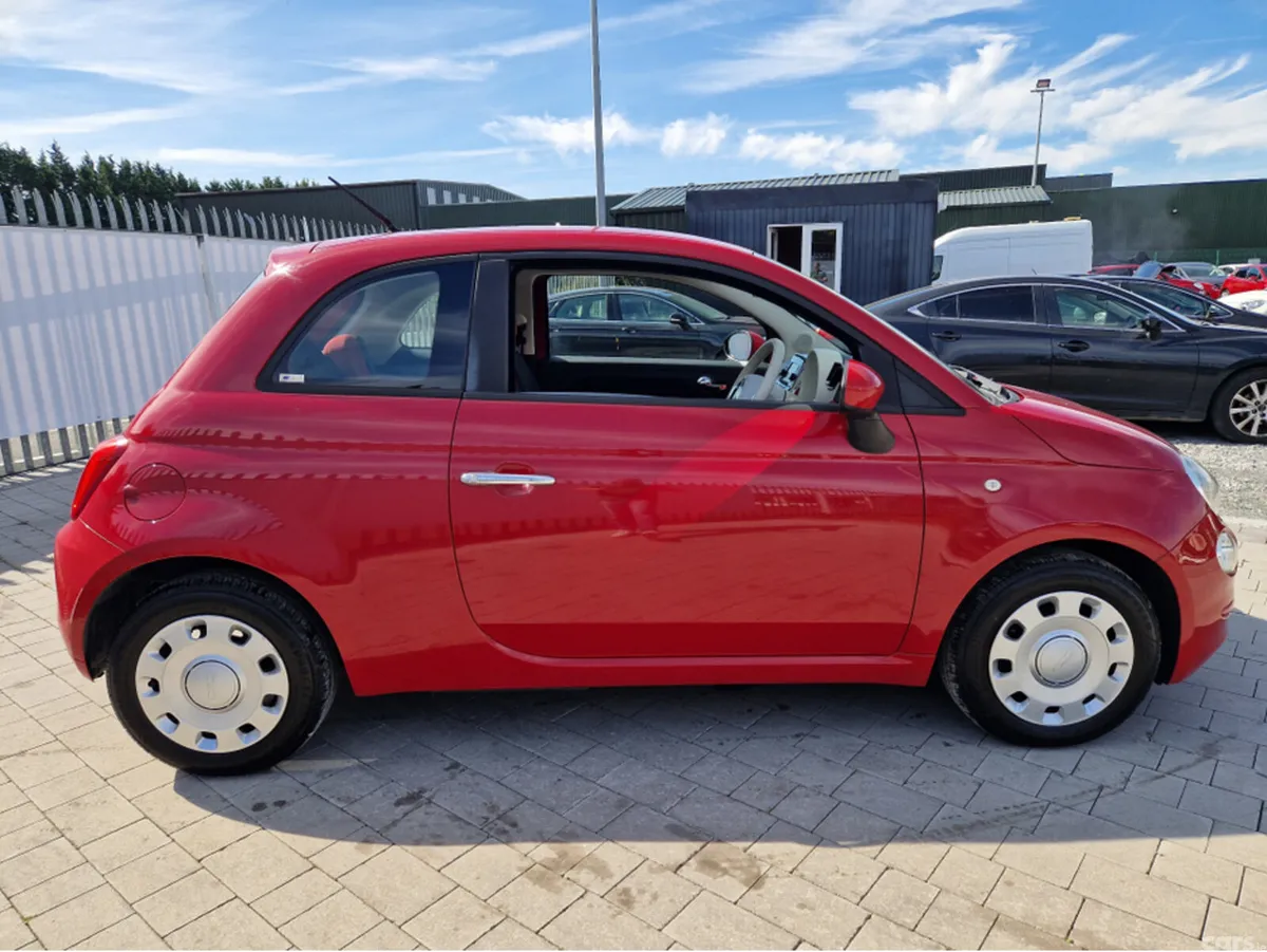 Fiat 500 Hatchback, Petrol, 2017, Red