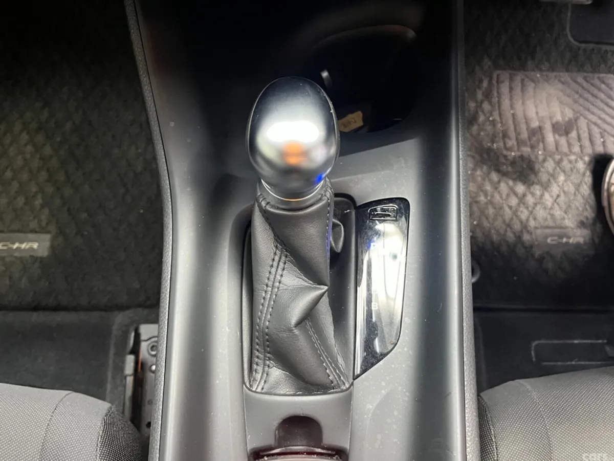 Toyota C-HR SUV, Petrol Plug-in Hybrid, 2020, White