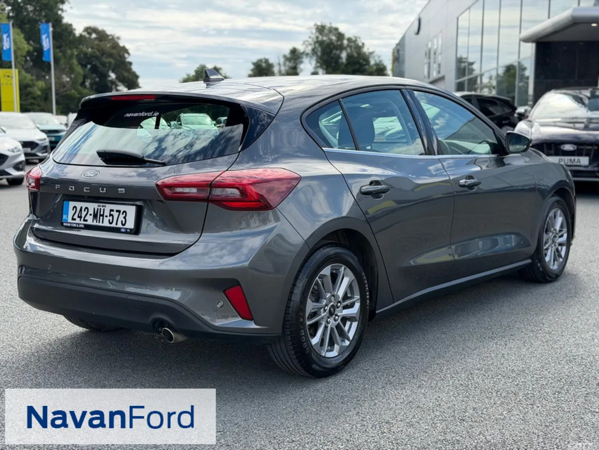 Ford Focus Hatchback, Diesel, 2024, Grey