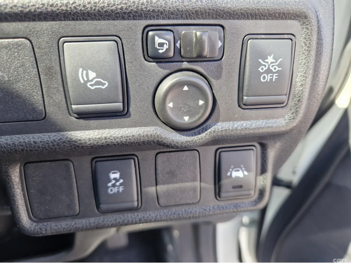 Nissan Note Hatchback, Petrol, 2015, White