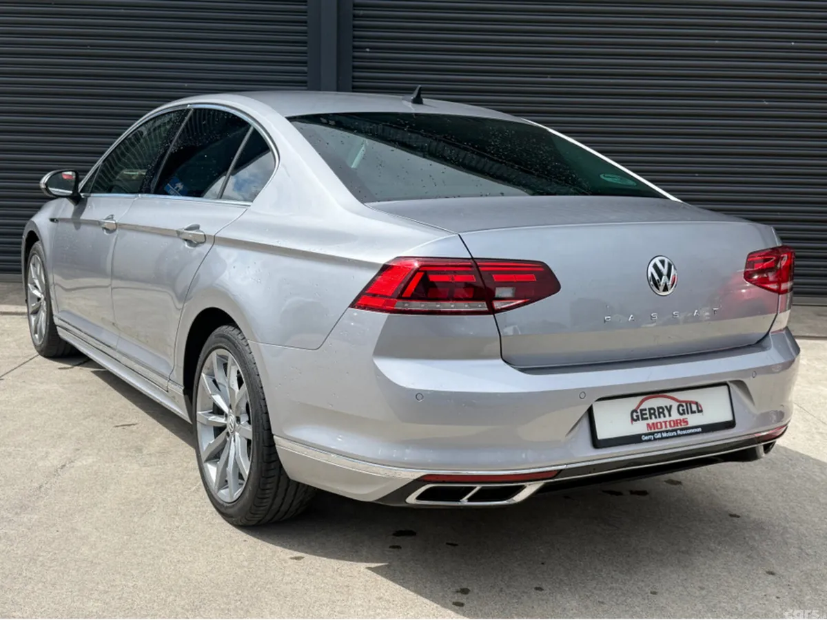 Volkswagen Passat Saloon, Diesel, 2020, Grey