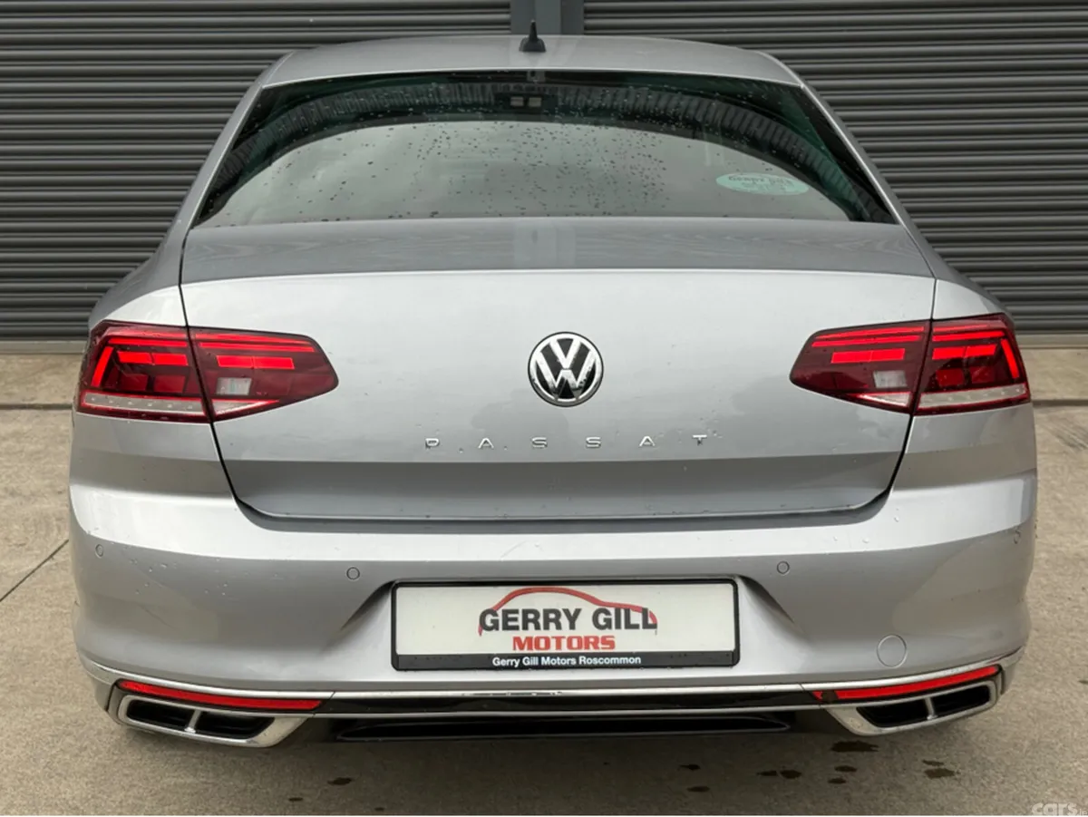 Volkswagen Passat Saloon, Diesel, 2020, Grey