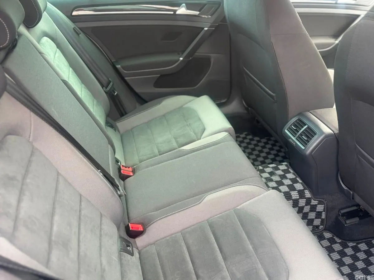 Volkswagen Golf Hatchback, Petrol, 2018, Grey