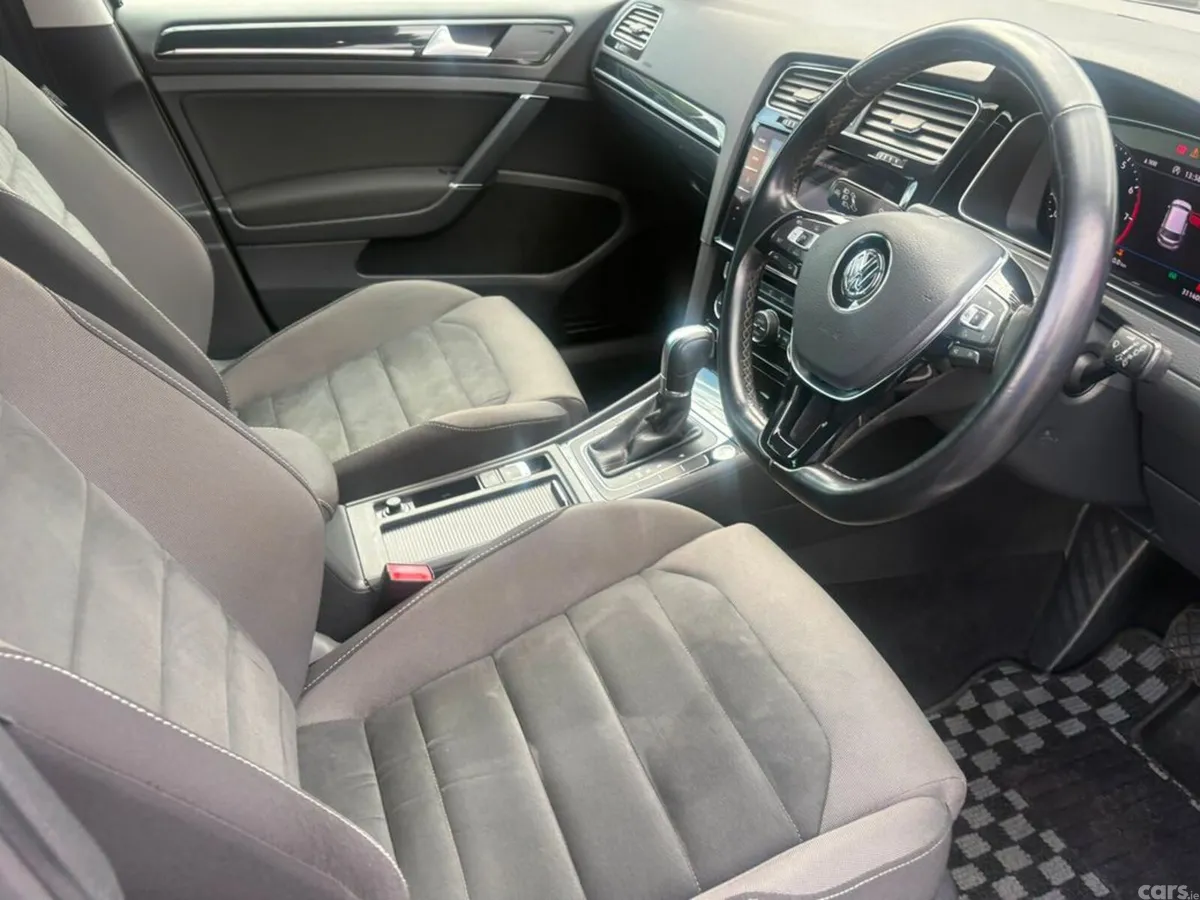 Volkswagen Golf Hatchback, Petrol, 2018, Grey