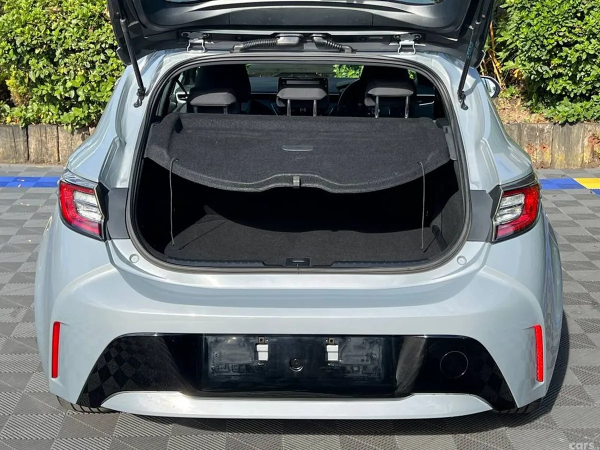 Toyota Corolla Hatchback, Petrol Hybrid, 2022, Grey