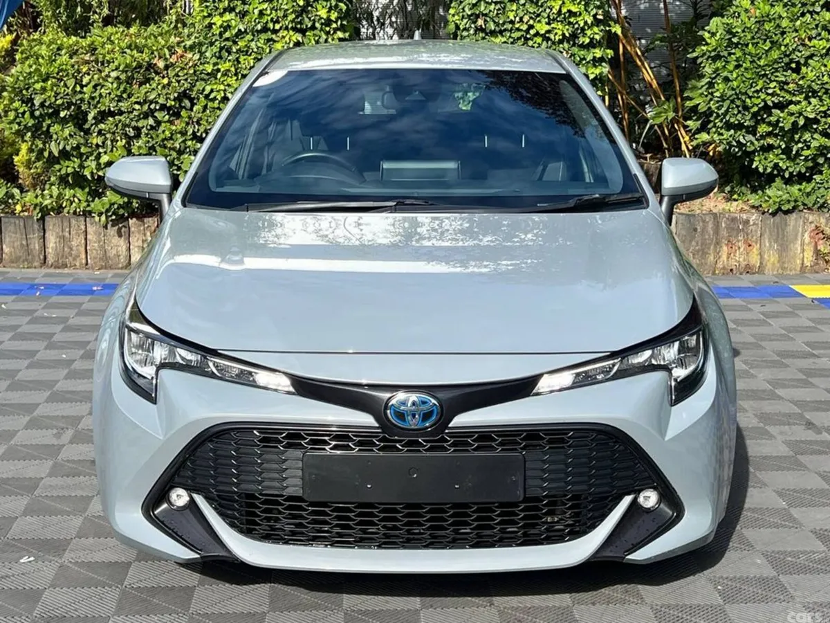 Toyota Corolla Hatchback, Petrol Hybrid, 2022, Grey