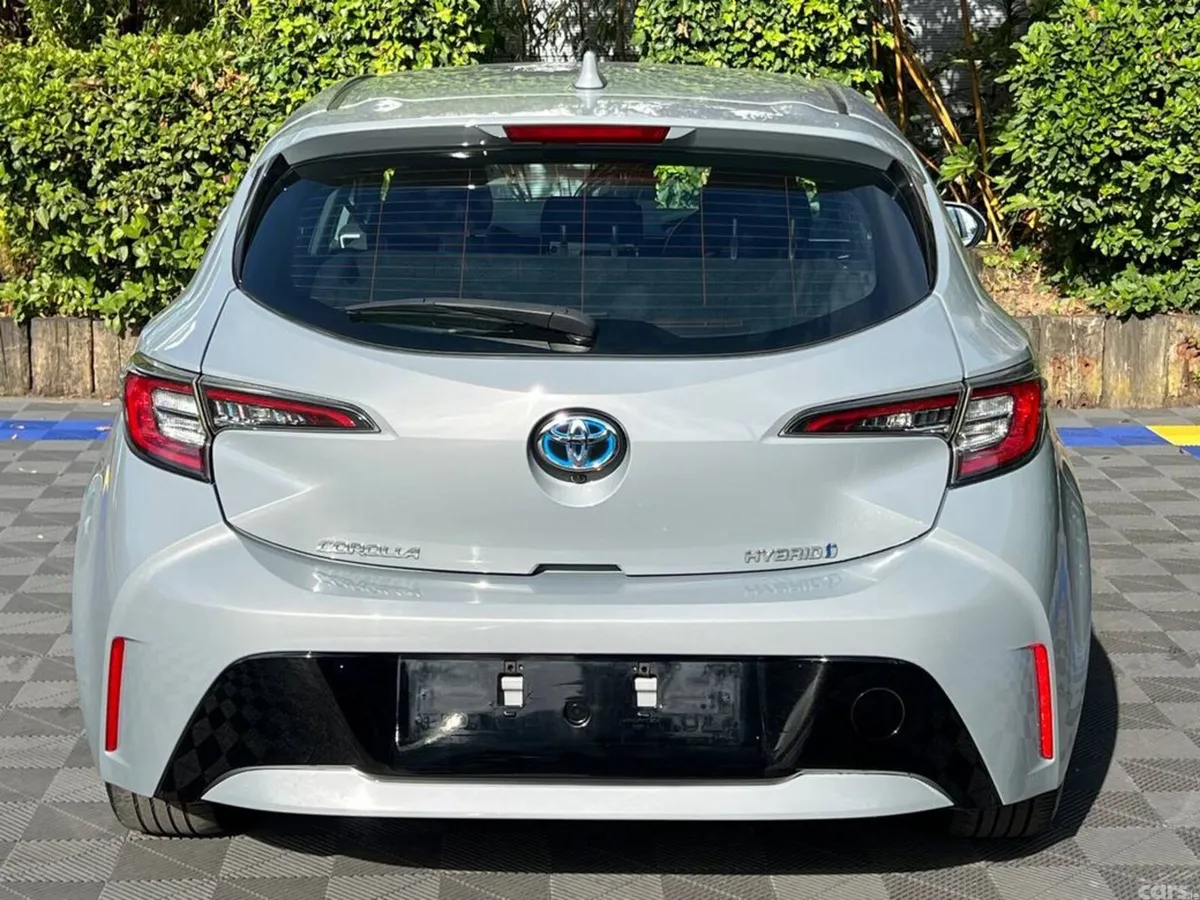 Toyota Corolla Hatchback, Petrol Hybrid, 2022, Grey