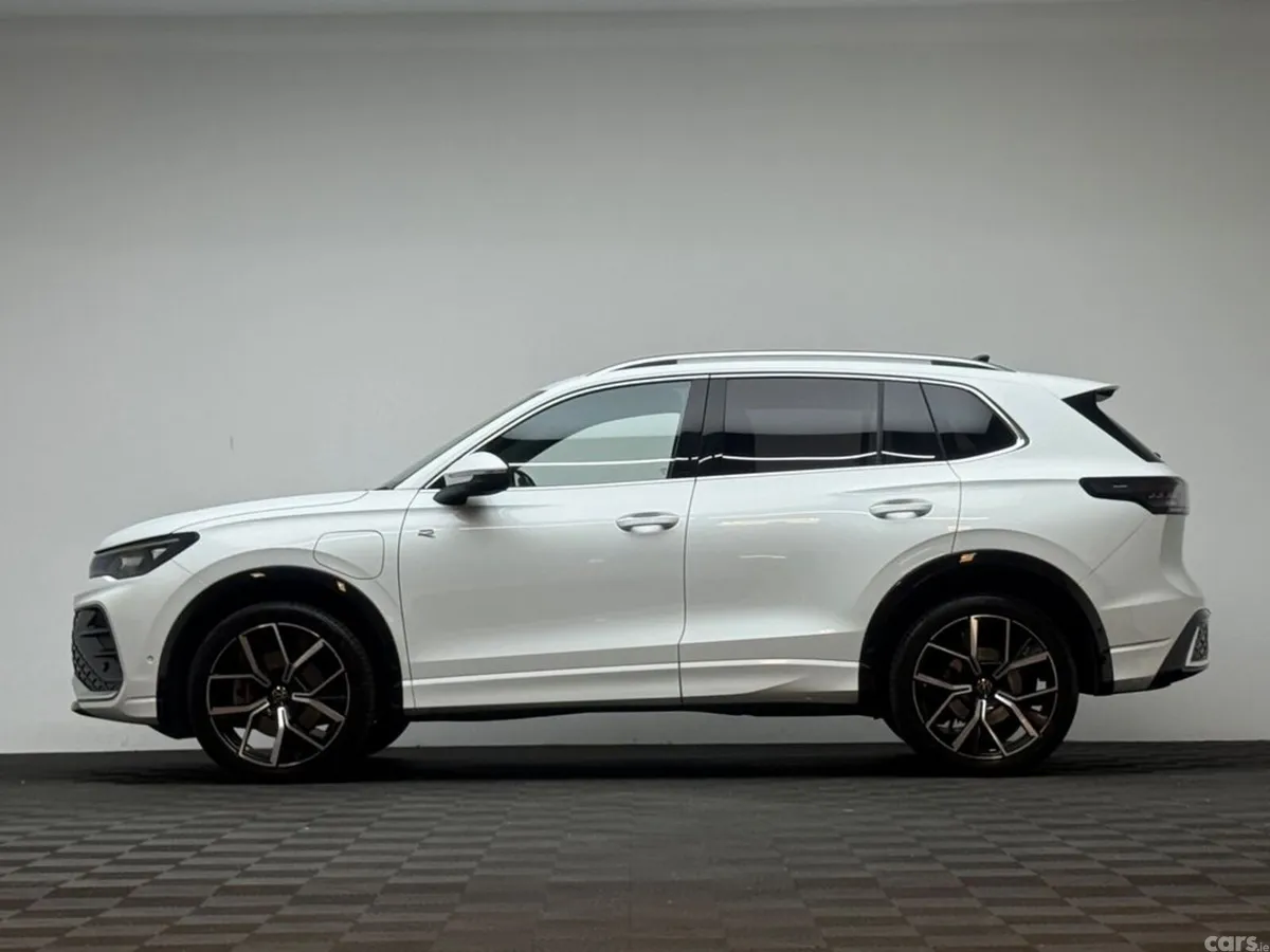 Volkswagen Tiguan SUV, Petrol Plug-in Hybrid, 2024, White
