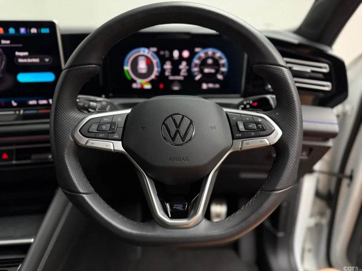 Volkswagen Tiguan SUV, Petrol Plug-in Hybrid, 2024, White