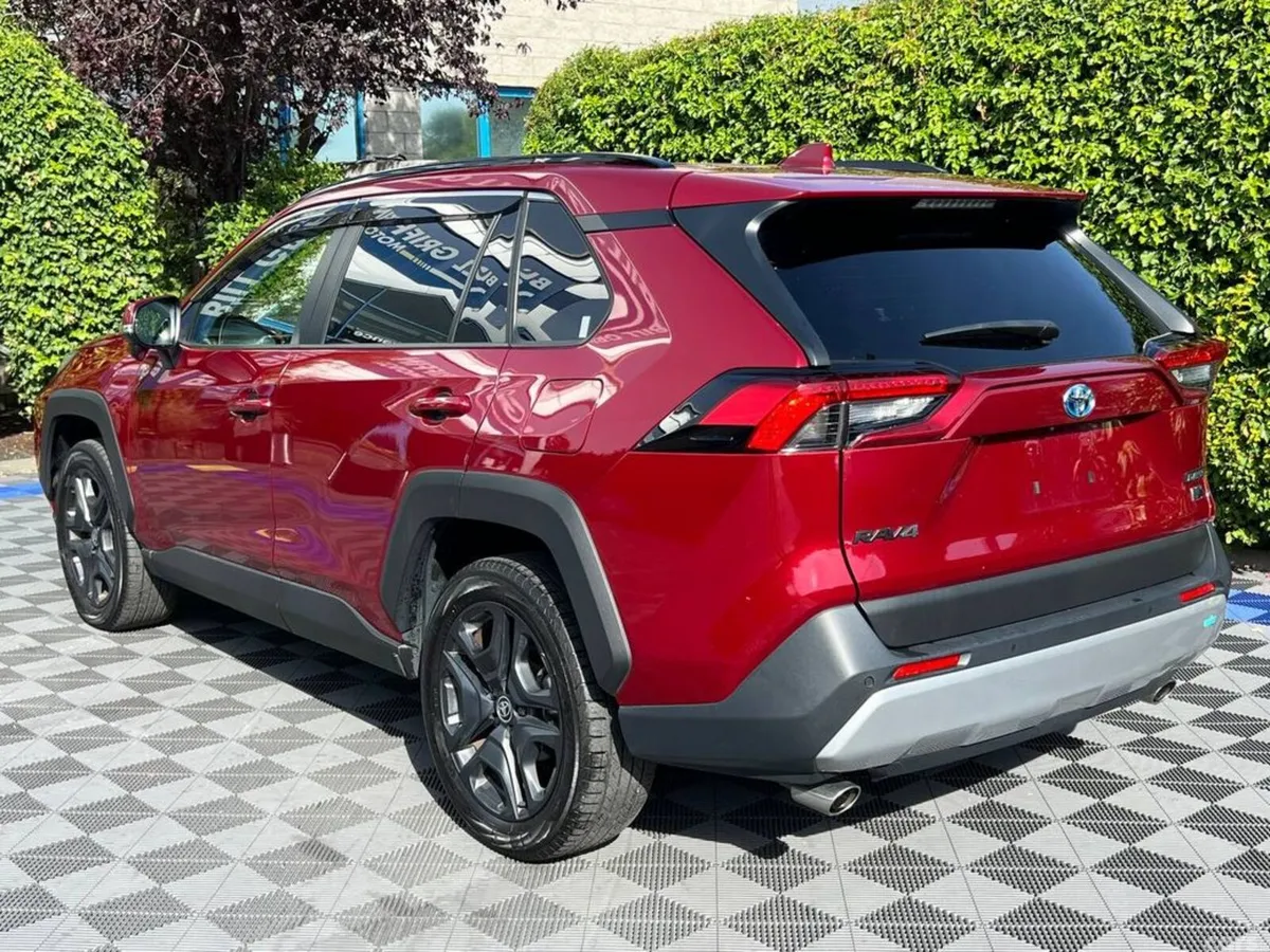 Toyota RAV4 SUV, Petrol Hybrid, 2023, Red