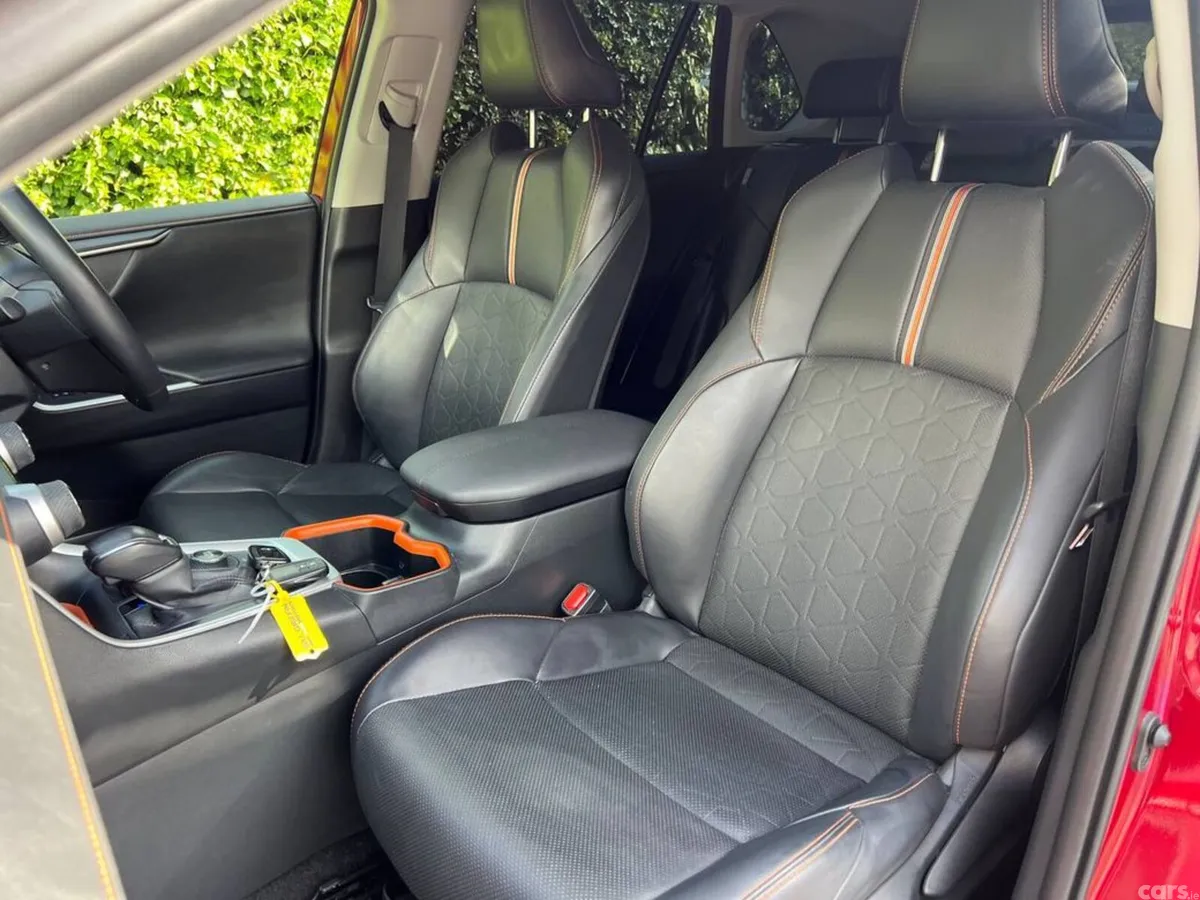 Toyota RAV4 SUV, Petrol Hybrid, 2023, Red