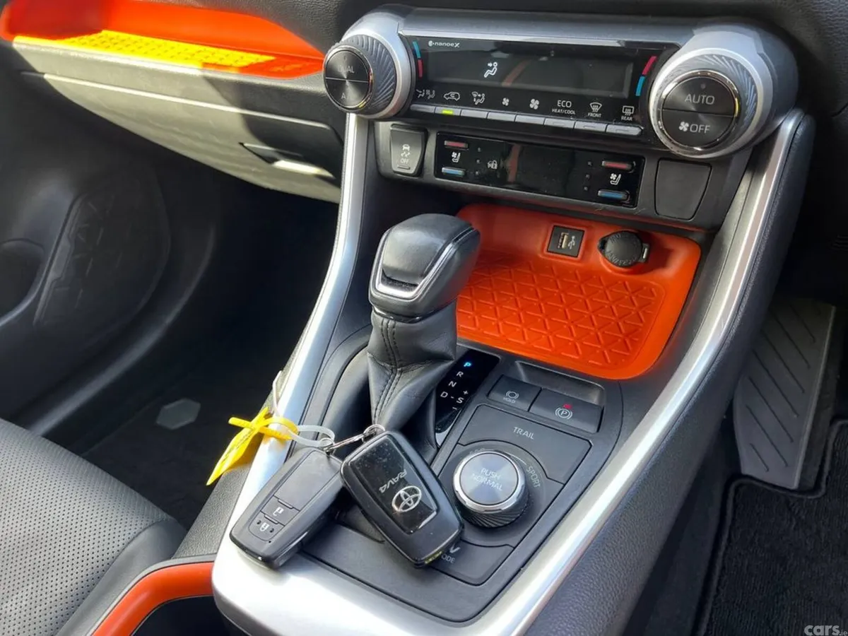 Toyota RAV4 SUV, Petrol Hybrid, 2023, Red