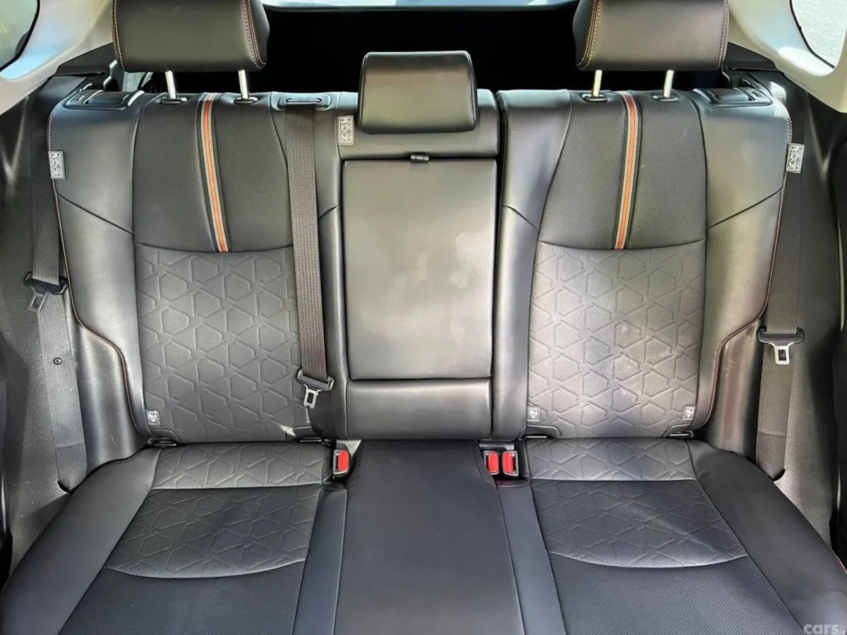 Toyota RAV4 SUV, Petrol Hybrid, 2023, Red