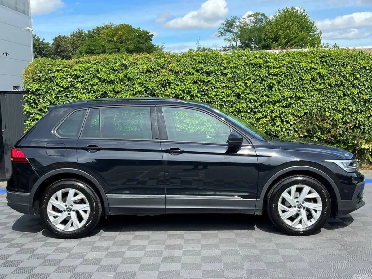 Volkswagen Tiguan Estate, Diesel, 2023, Black