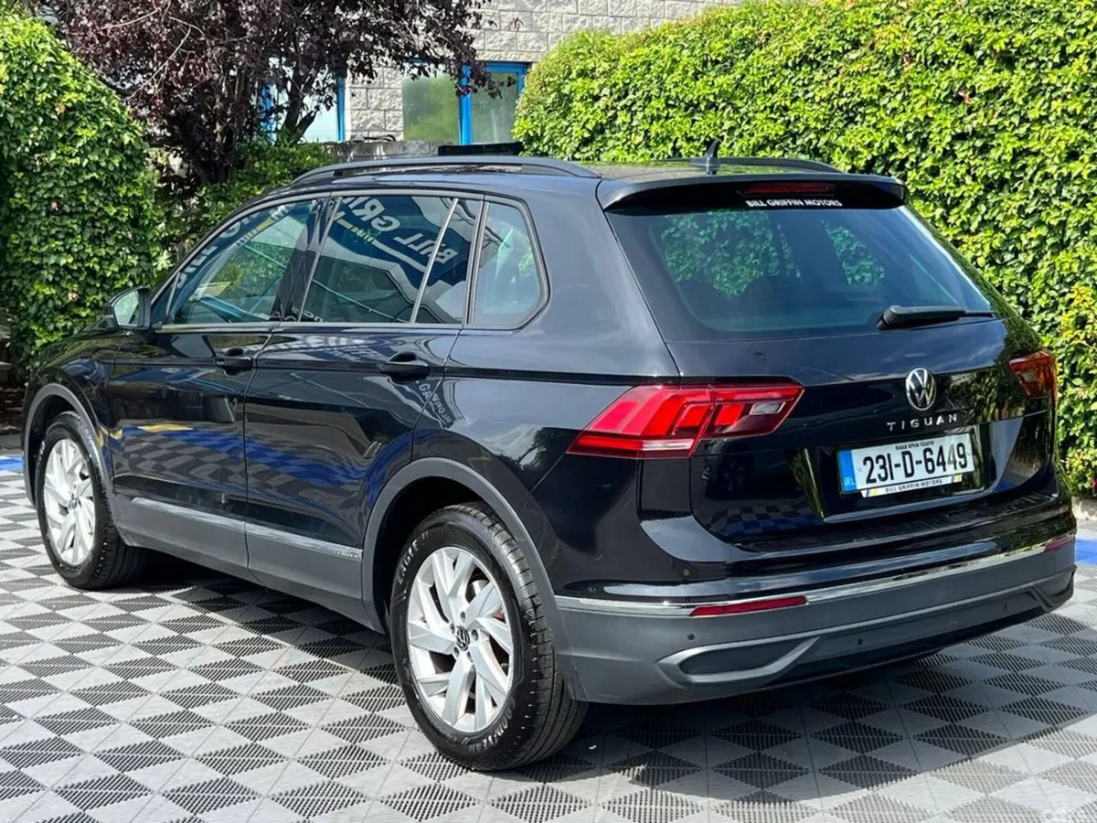 Volkswagen Tiguan Estate, Diesel, 2023, Black