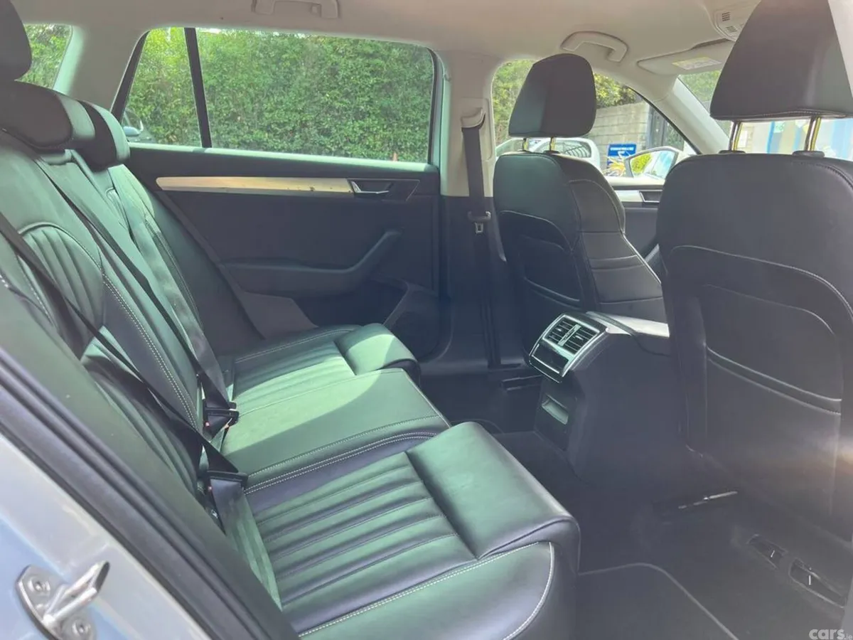 Skoda Superb Estate, Petrol Plug-in Hybrid, 2023, Silver