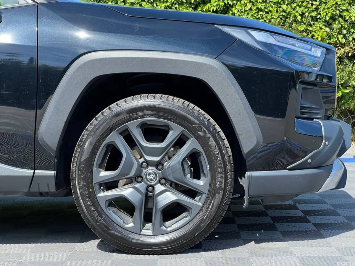 Toyota RAV4 SUV, Petrol Hybrid, 2023, Black