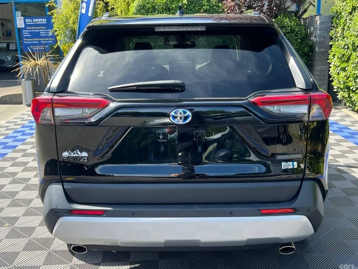 Toyota RAV4 SUV, Petrol Hybrid, 2023, Black