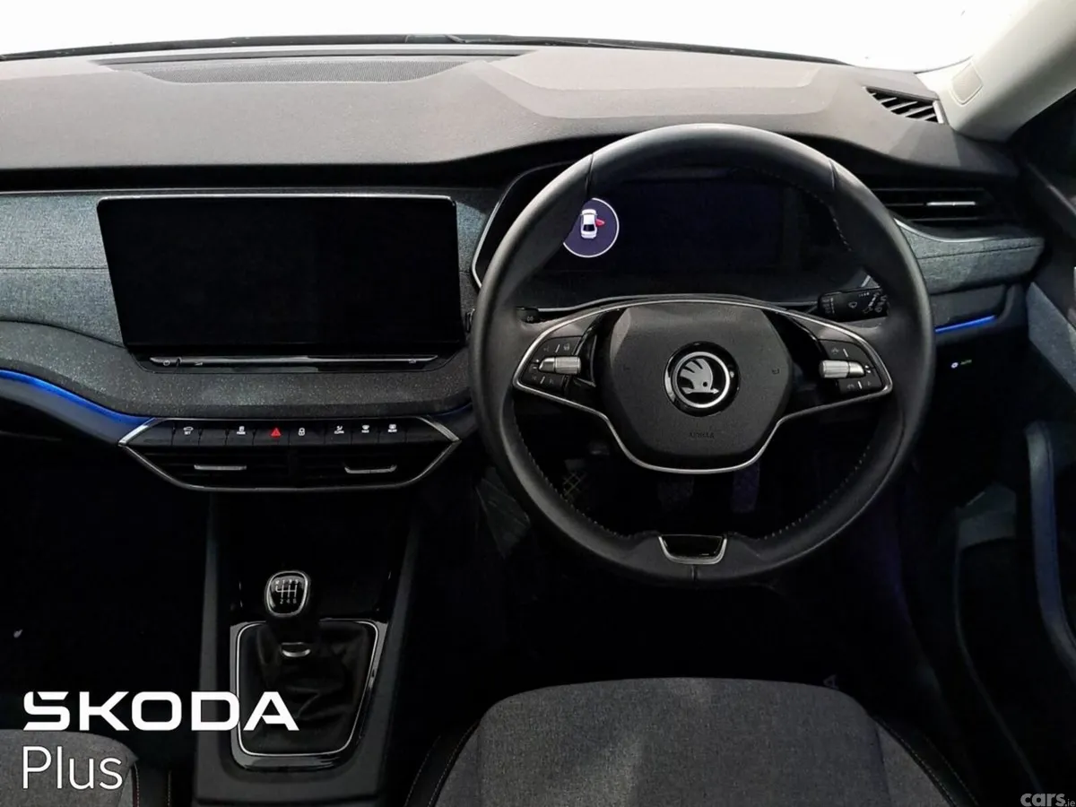 Skoda Octavia Saloon, Petrol, 2025, White