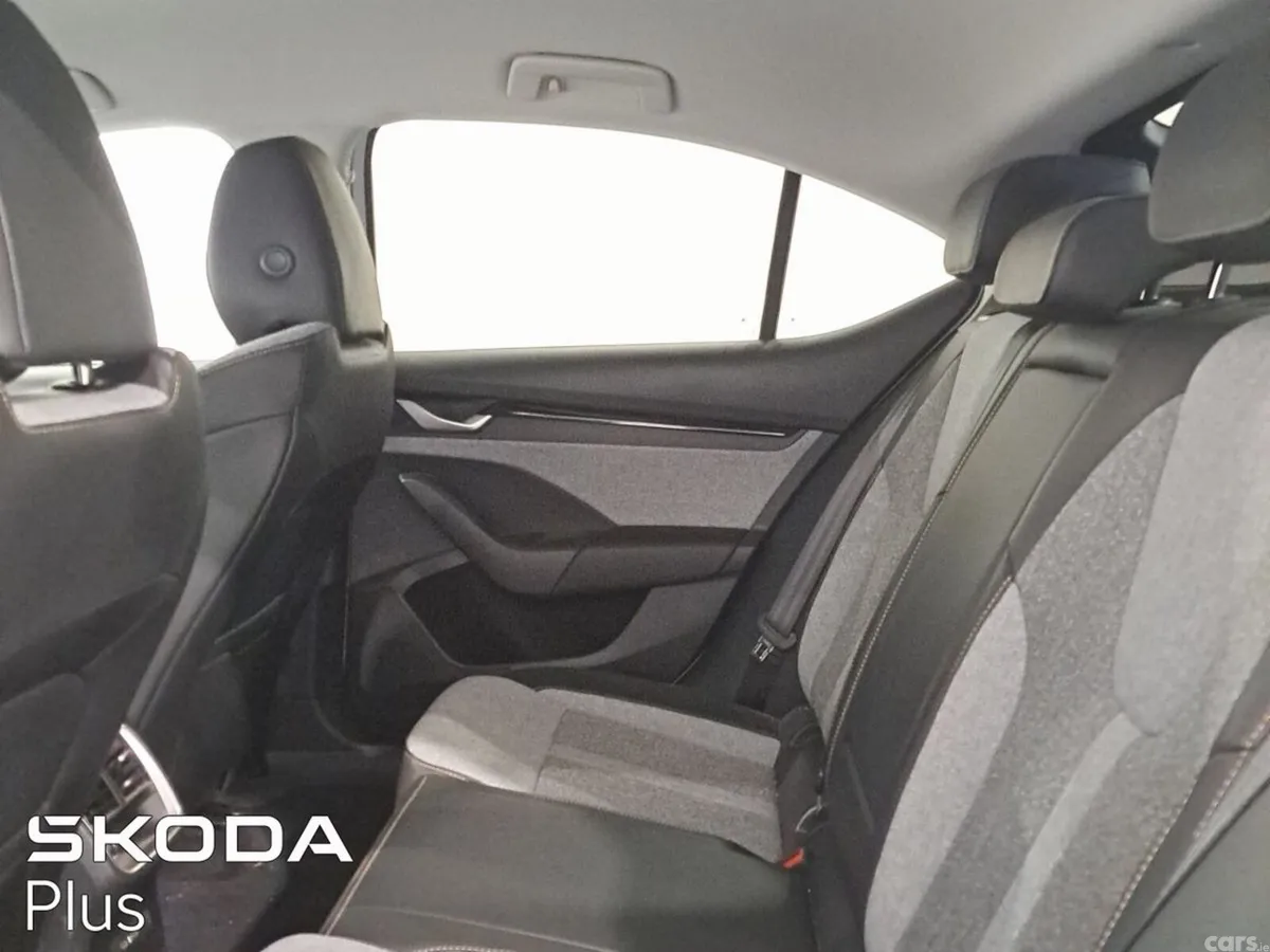 Skoda Octavia Saloon, Petrol, 2025, White